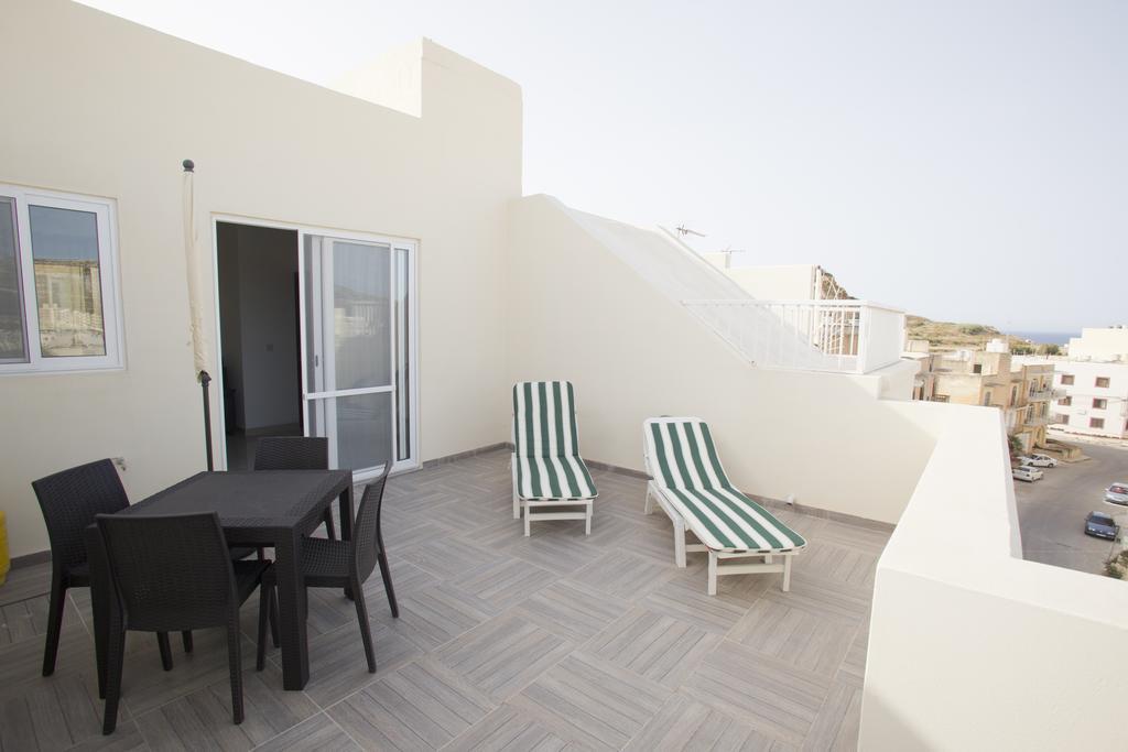 Dolphin Court Διαμέρισμα Marsalforn Δωμάτιο φωτογραφία
