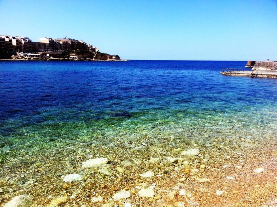 Dolphin Court Διαμέρισμα Marsalforn Δωμάτιο φωτογραφία
