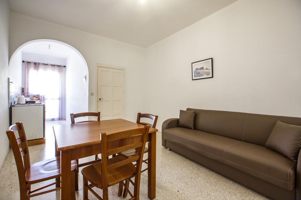 Dolphin Court Διαμέρισμα Marsalforn Εξωτερικό φωτογραφία